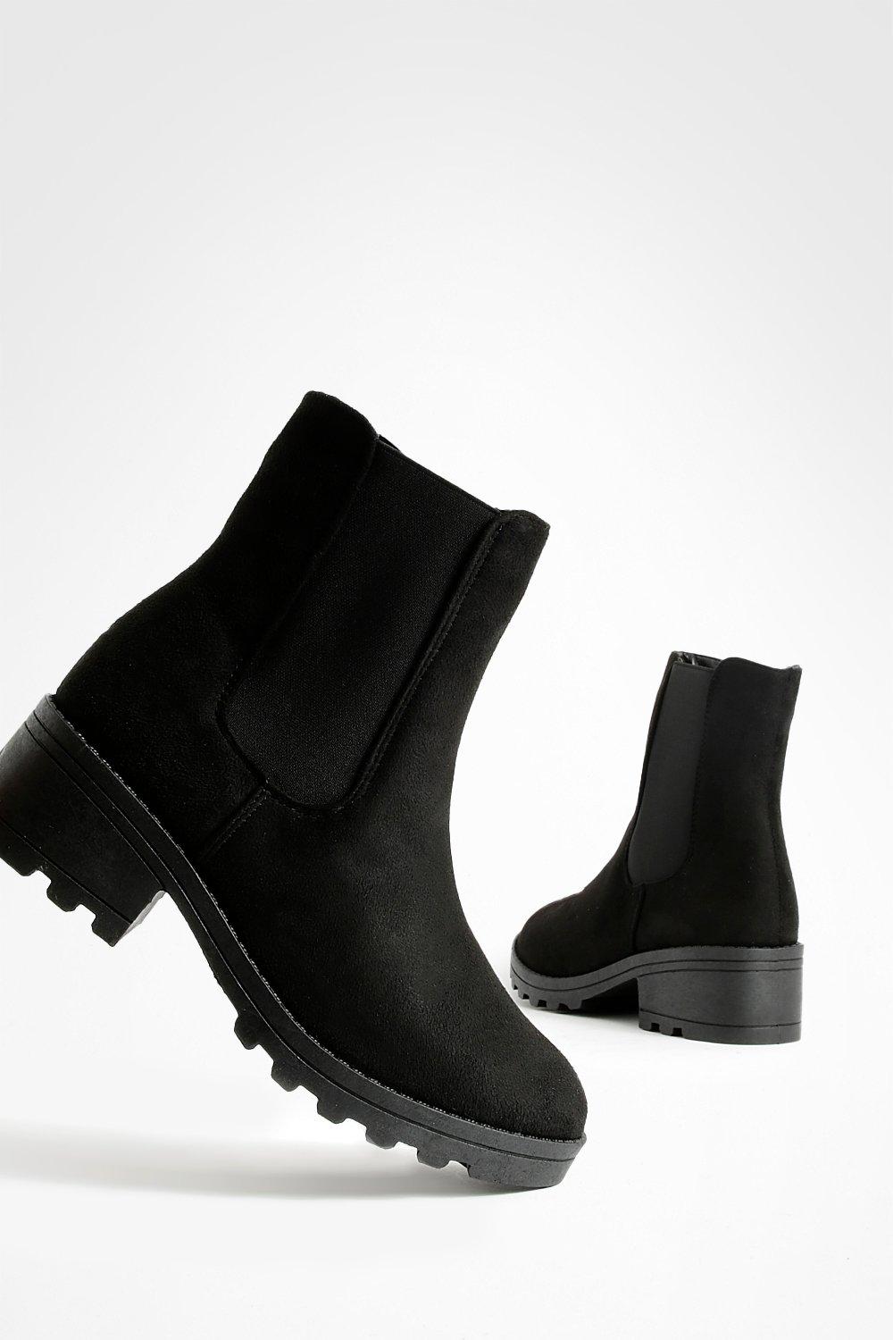 Boohoo Women s Faux Suede Block Heel Chelsea Boots Black