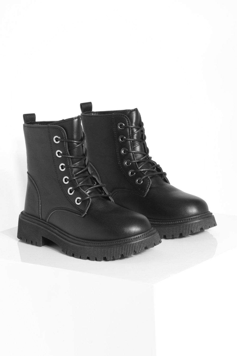 Pull&bear lace front on sale cleated sole hiker boot