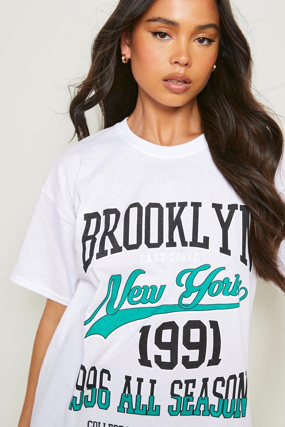 Petite Brooklyn Printed T shirt boohoo