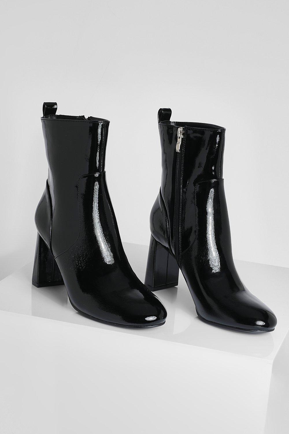 Flat round toe ankle boots hotsell