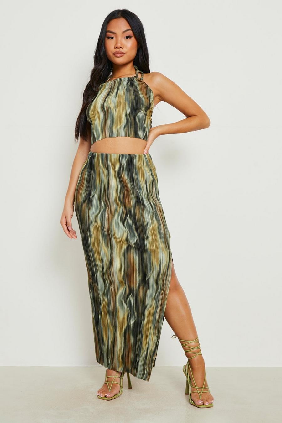 Green Petite Printed Plisse Maxi Skirt Crop Two-Piece image number 1