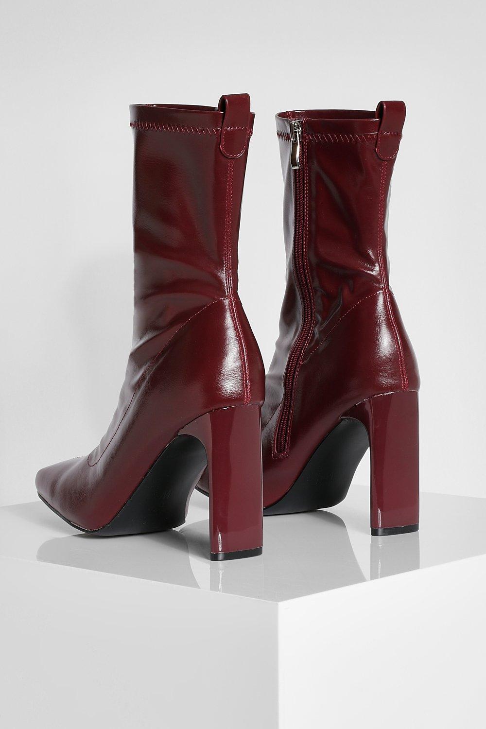 Red flat 2024 heel boots