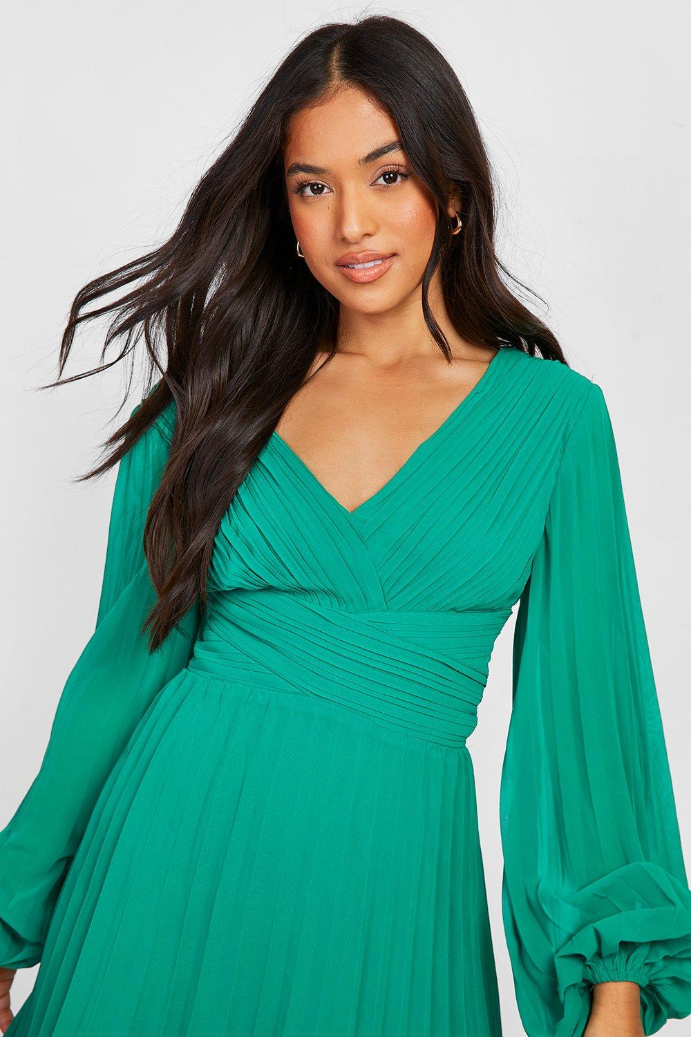 Boohoo petite hot sale wrap dress