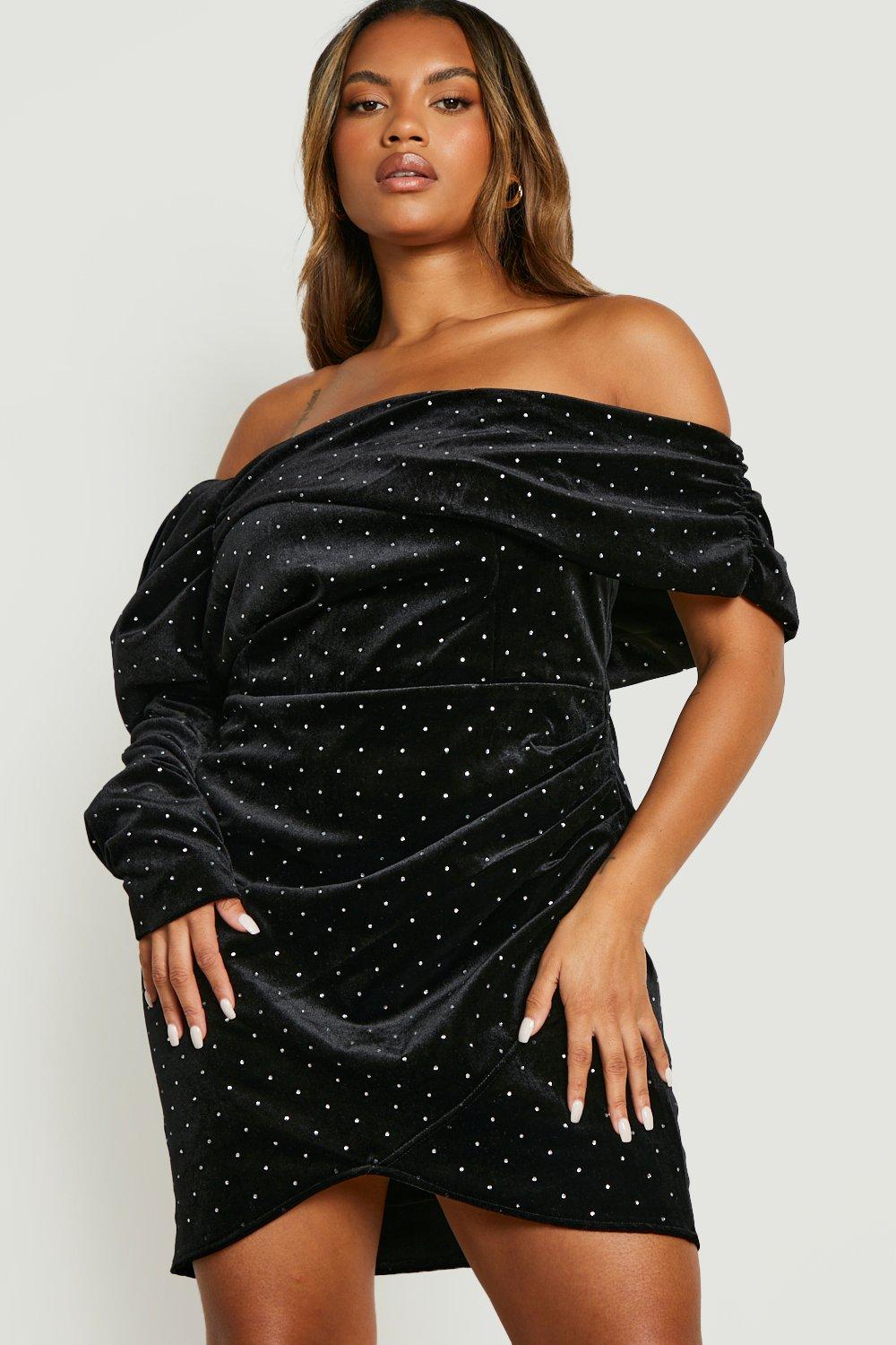 Tubino Plus Size in velluto con strass e spalle scoperte