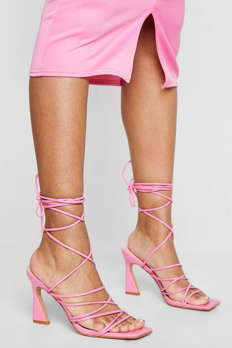 Pink rosa Sandaletter med knytband och vinklad klack image number 1
