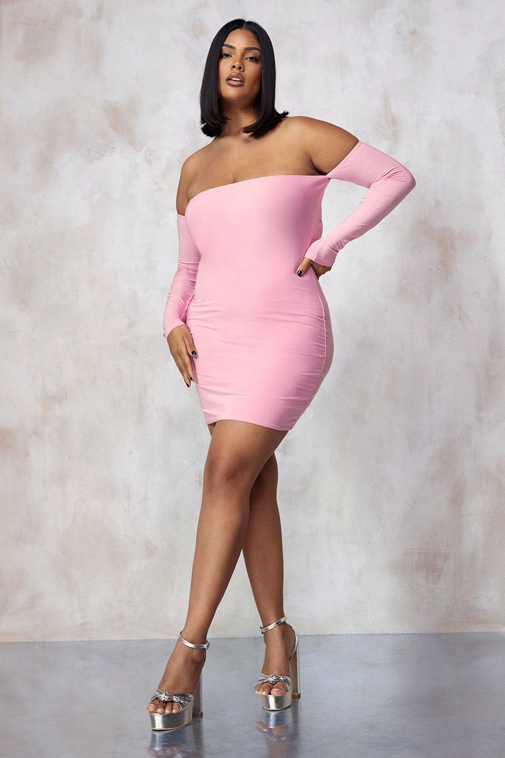 https://media.boohoo.com/i/boohoo/gzz23592_pink_xl_2/female-pink-kourtney-kardashian-barker-sleeve-detail-bandeau-dress