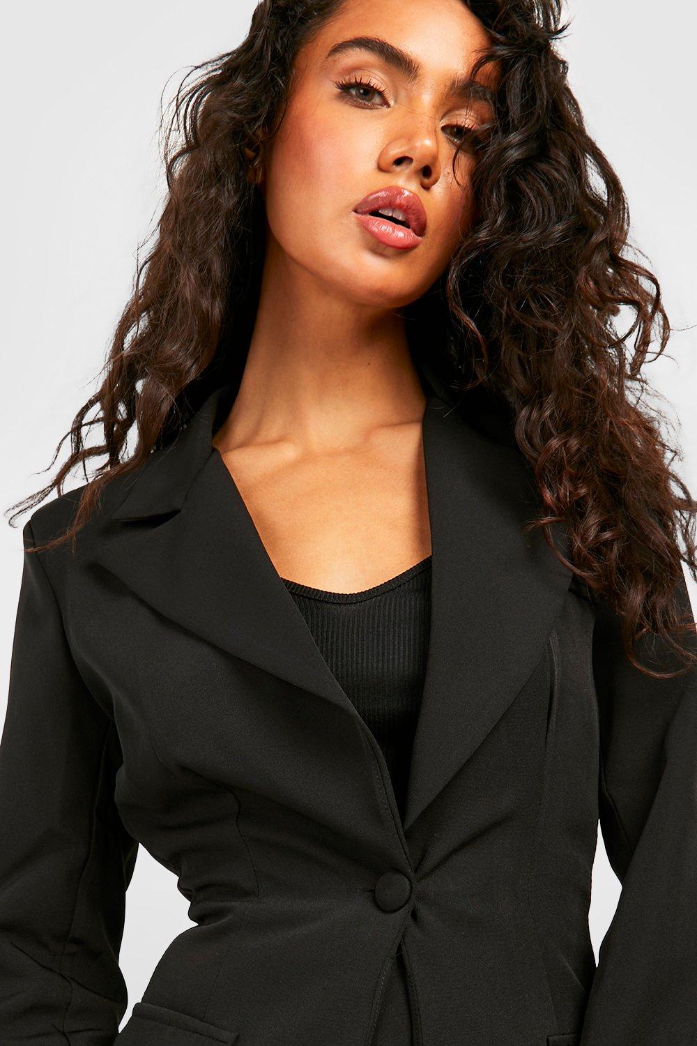 https://media.boohoo.com/i/boohoo/gzz23602_black_xl_3/female-black-fitted-contour-tailored-blazer