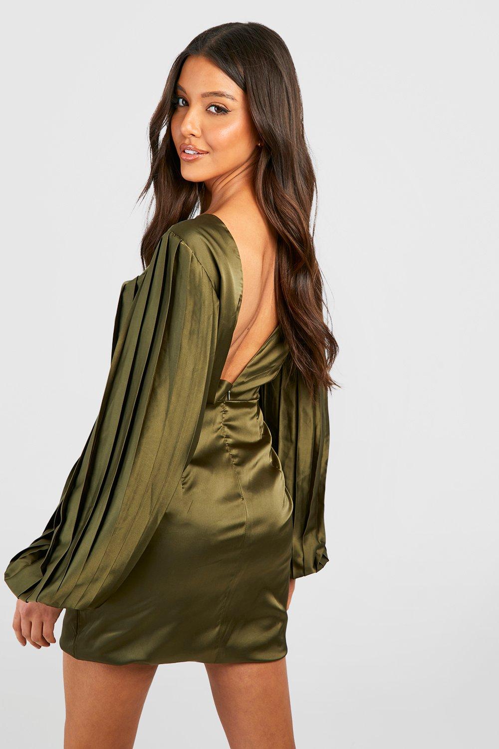 Boohoo green hot sale satin dress