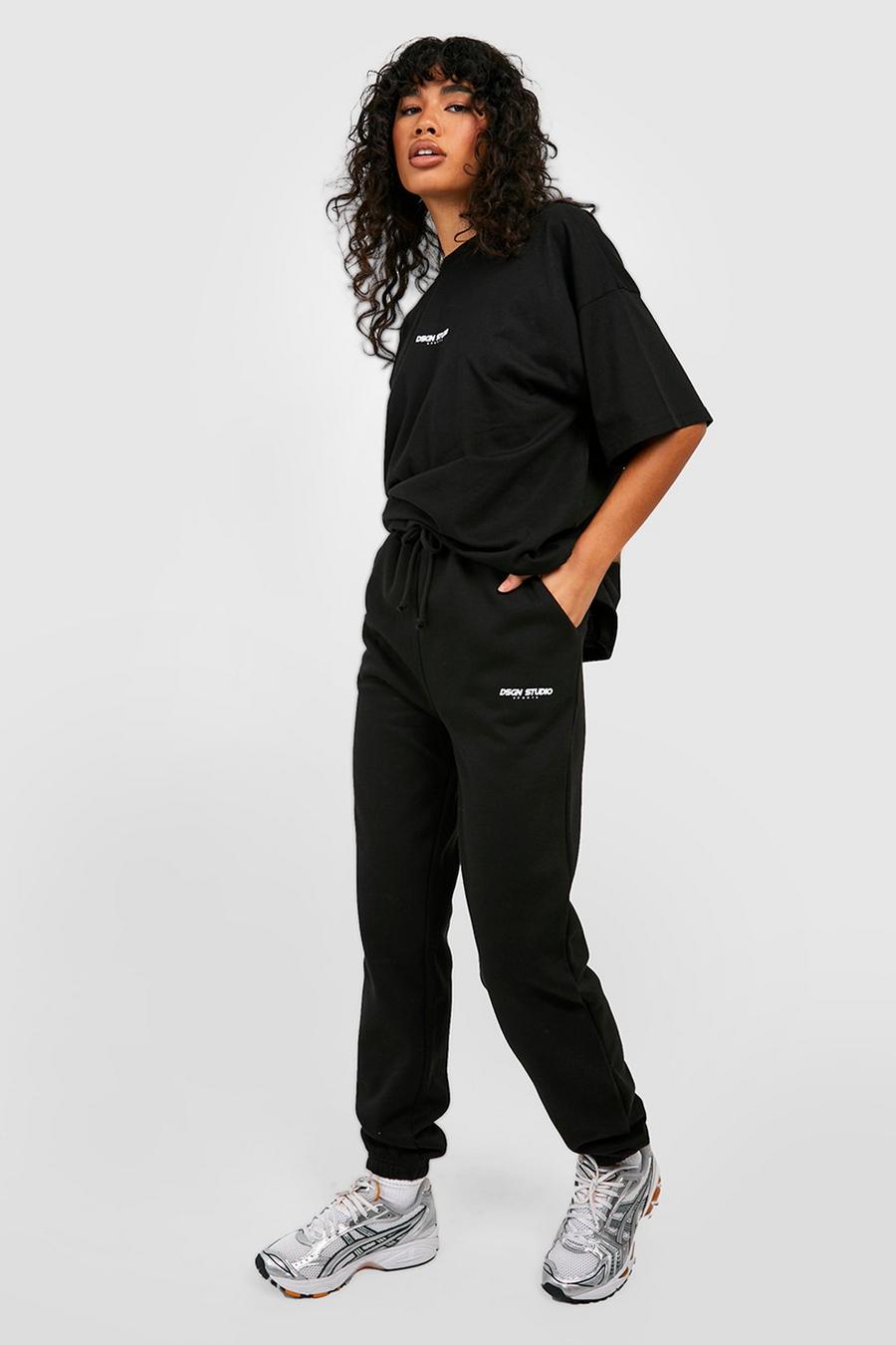 Black Dsgn Studio Sports Cuffed Oversized Track Pants image number 1