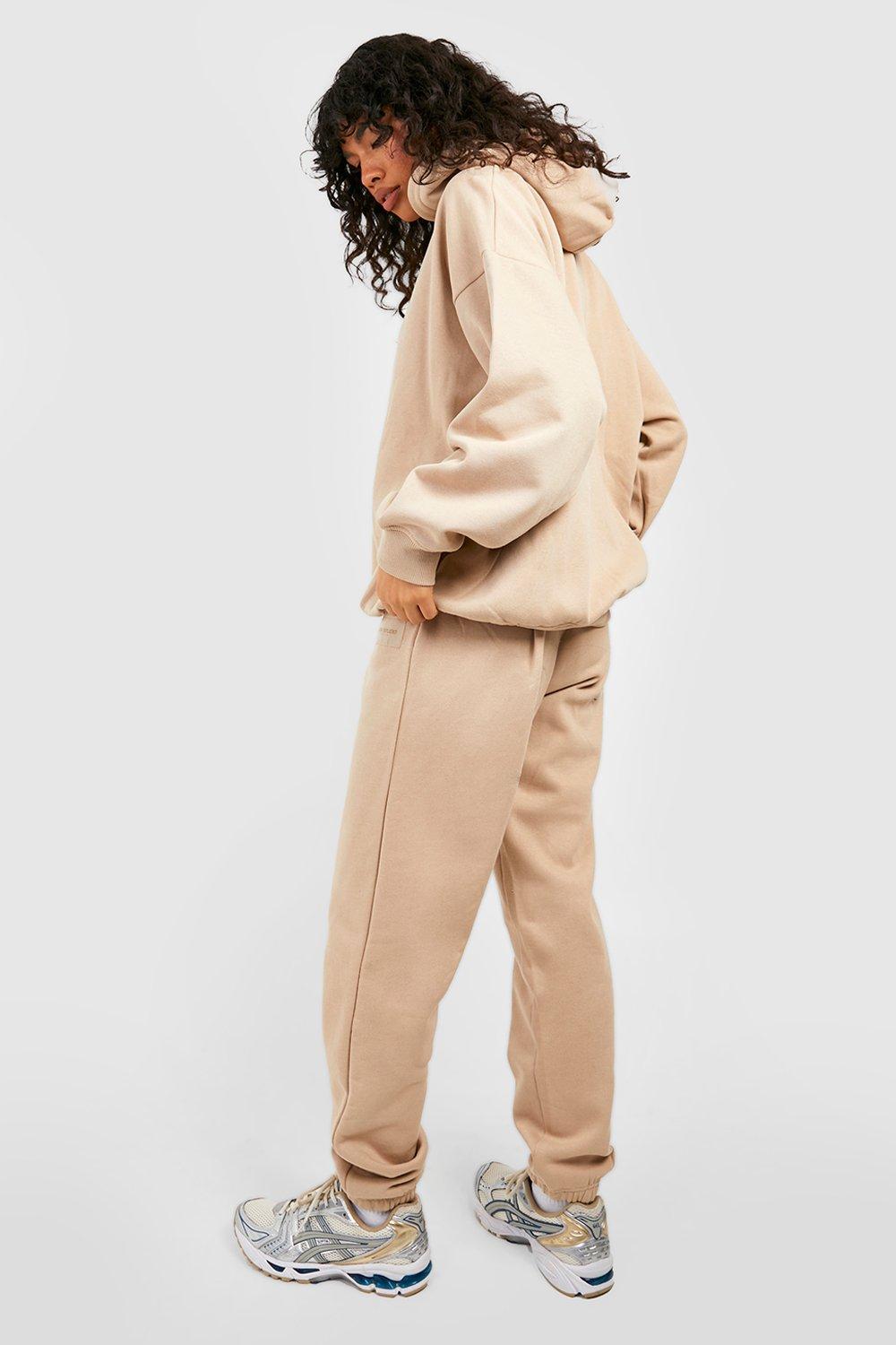 Boohoo discount beige joggers