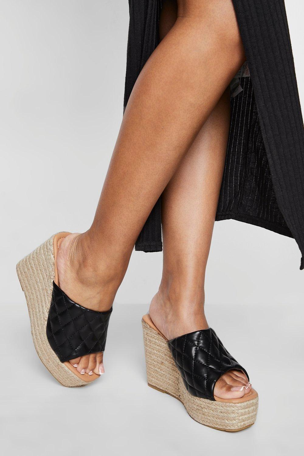 Wedges mit gestepptem Detail boohoo DE