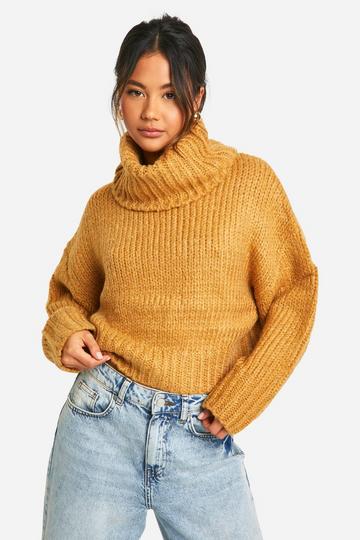 Chunky Roll Neck Crop Jumper camel