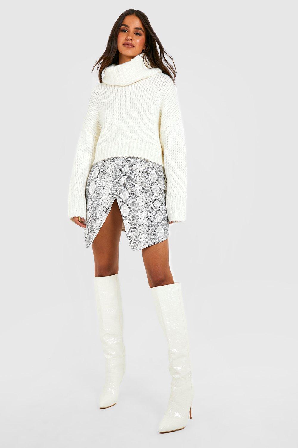 Nicole Turtle Neck Crop Jumper  Turtle neck, White cropped sweater, Boohoo  outfits