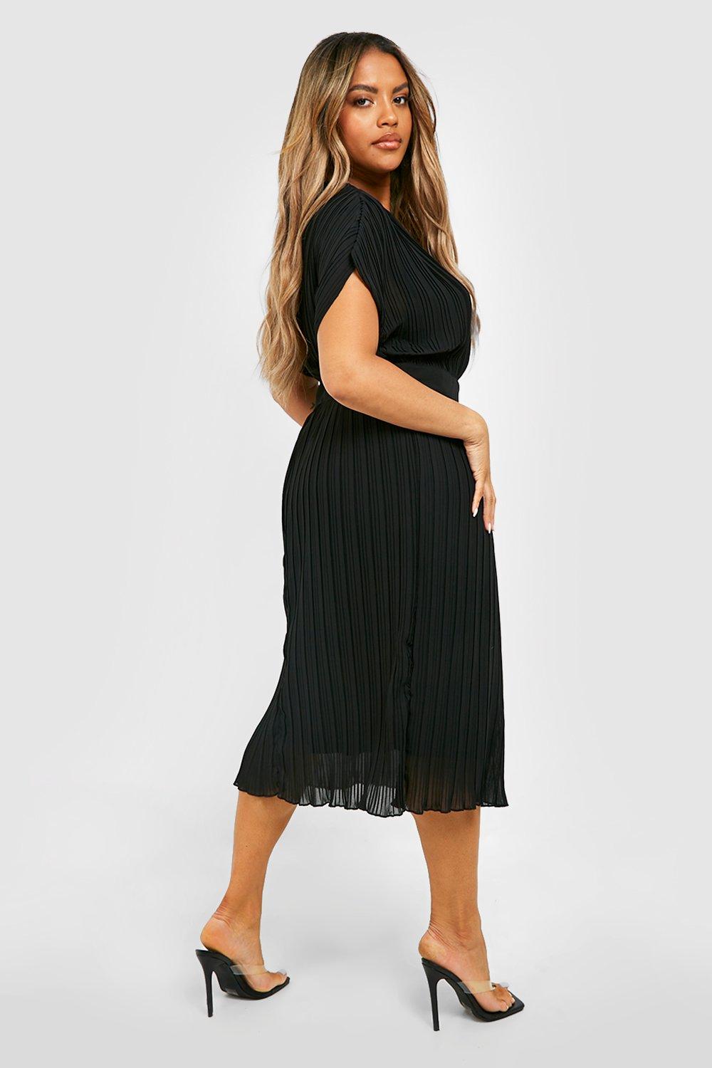 Ve Plus Occasion Pleated Wrap Midi Dress boohoo