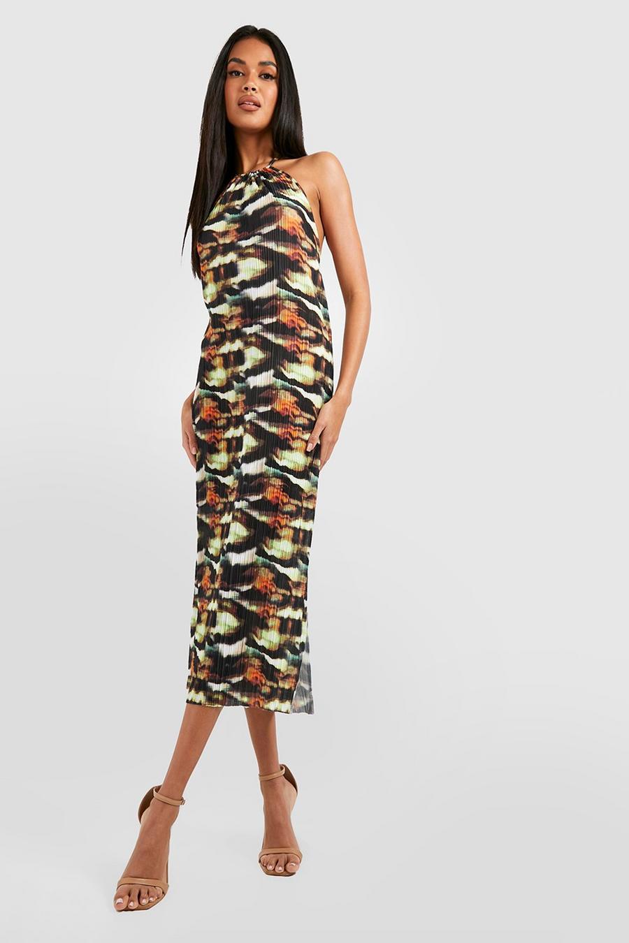 Brown Abstract Printed Plisse Maxi Dress image number 1