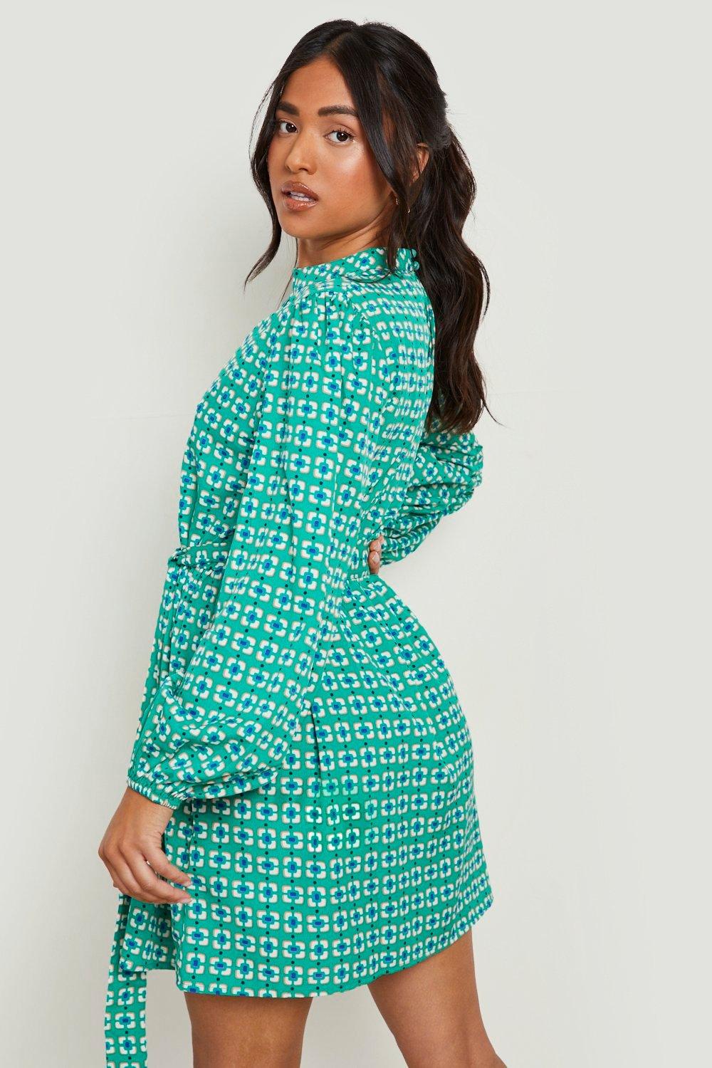 Boohoo petite smock dress sales