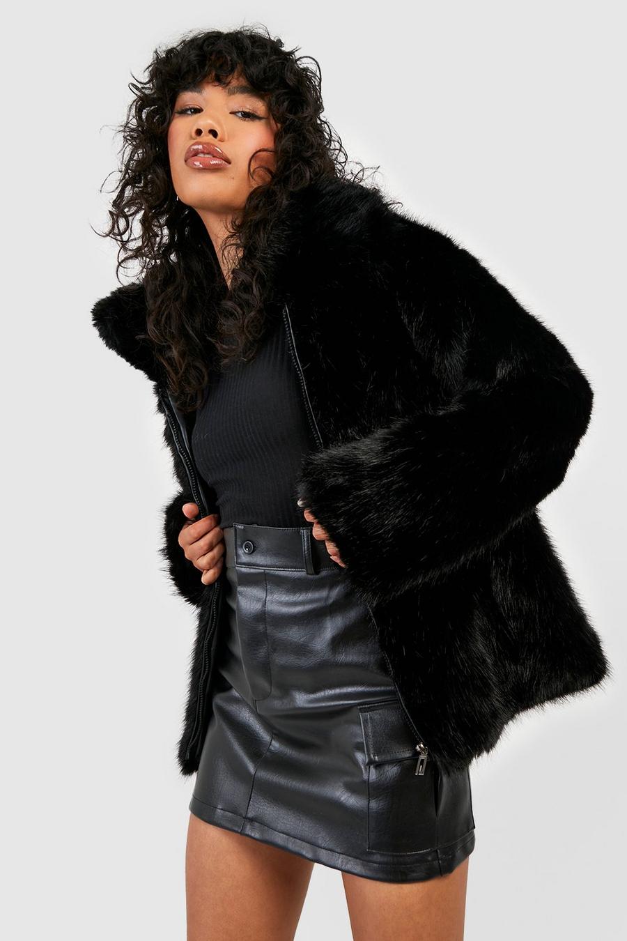 Black Premium Oversized Collar Faux Fur Coat image number 1