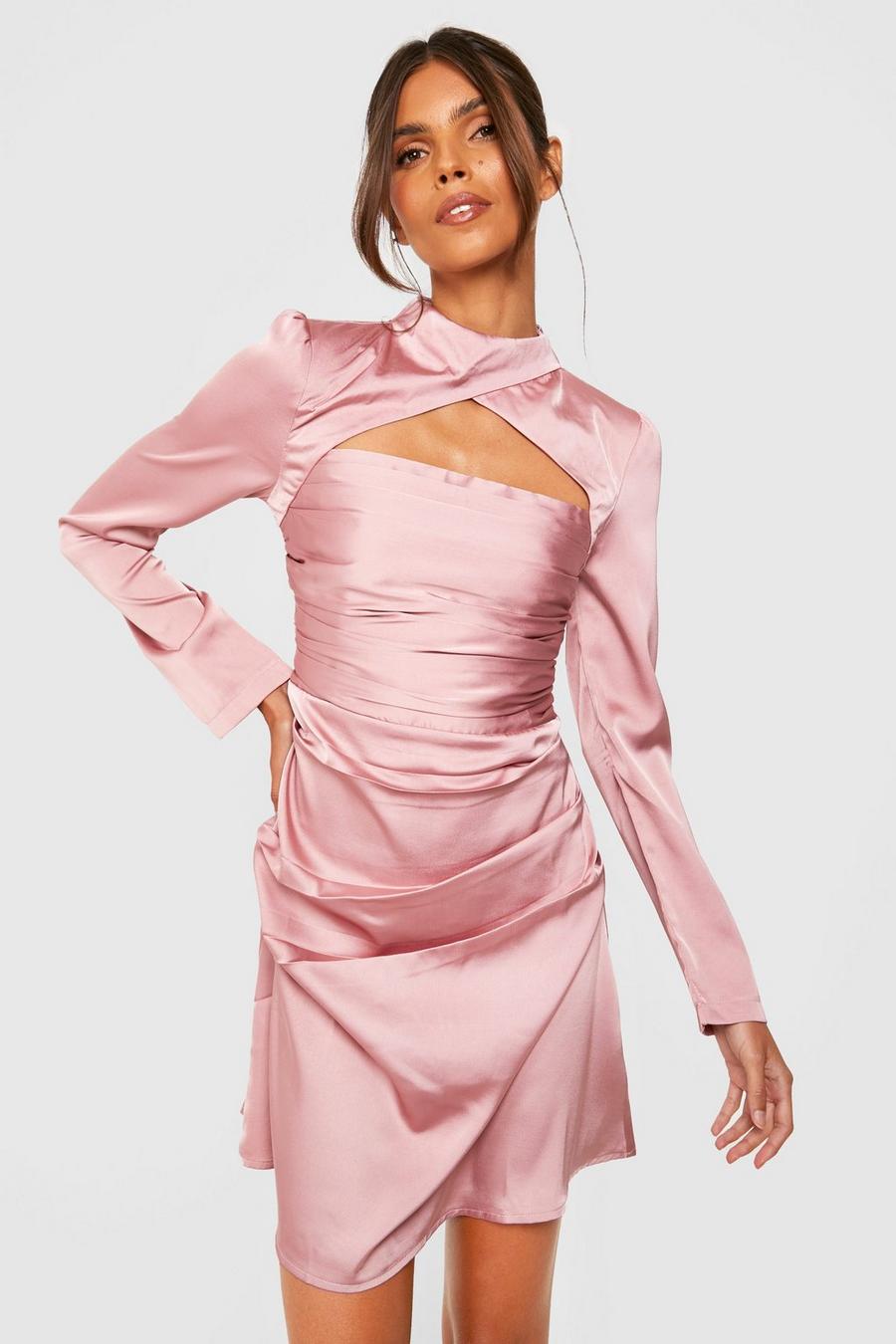 Blush rosa Satinklänning med cut-out