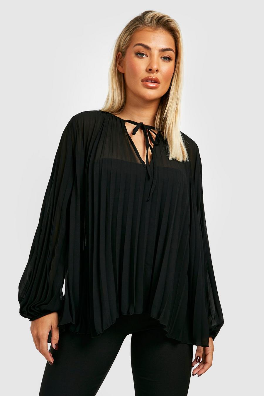 Black Chiffon Collarless Pleated Blouse image number 1