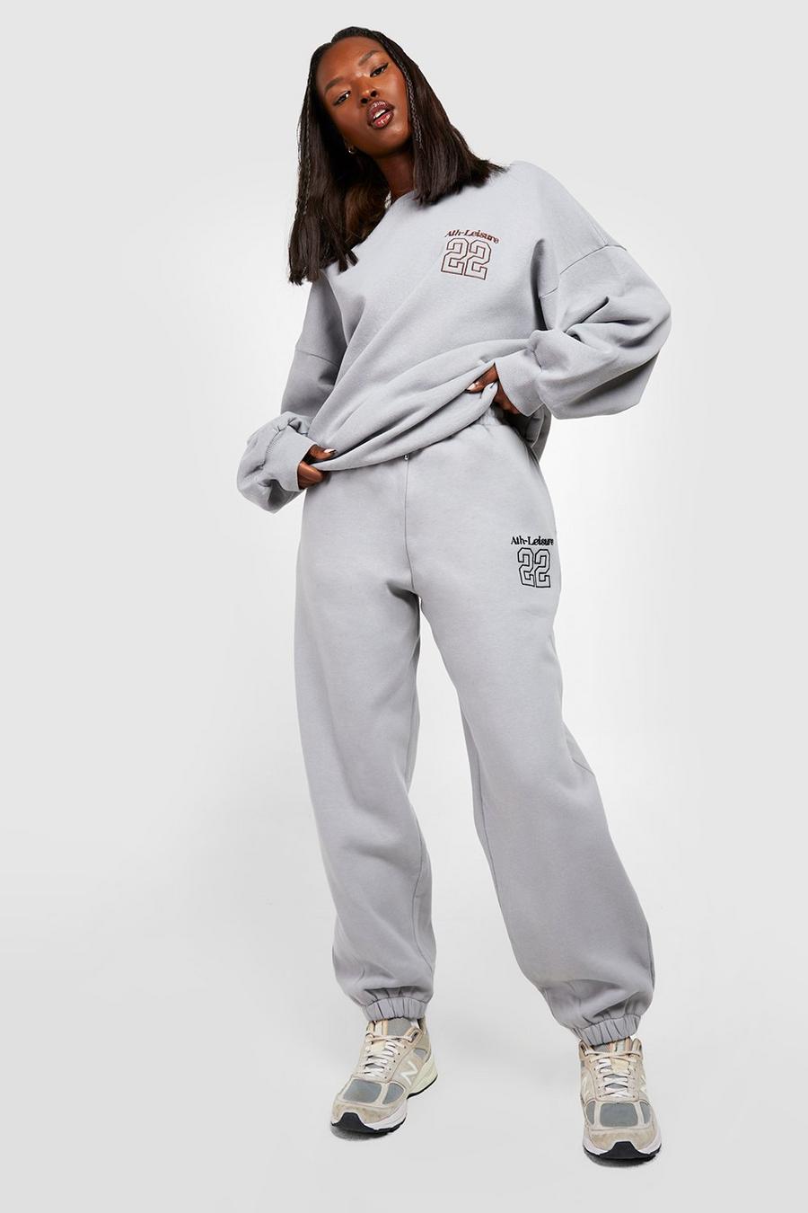 Pantalón deportivo oversize con aplique universitario, Grey image number 1