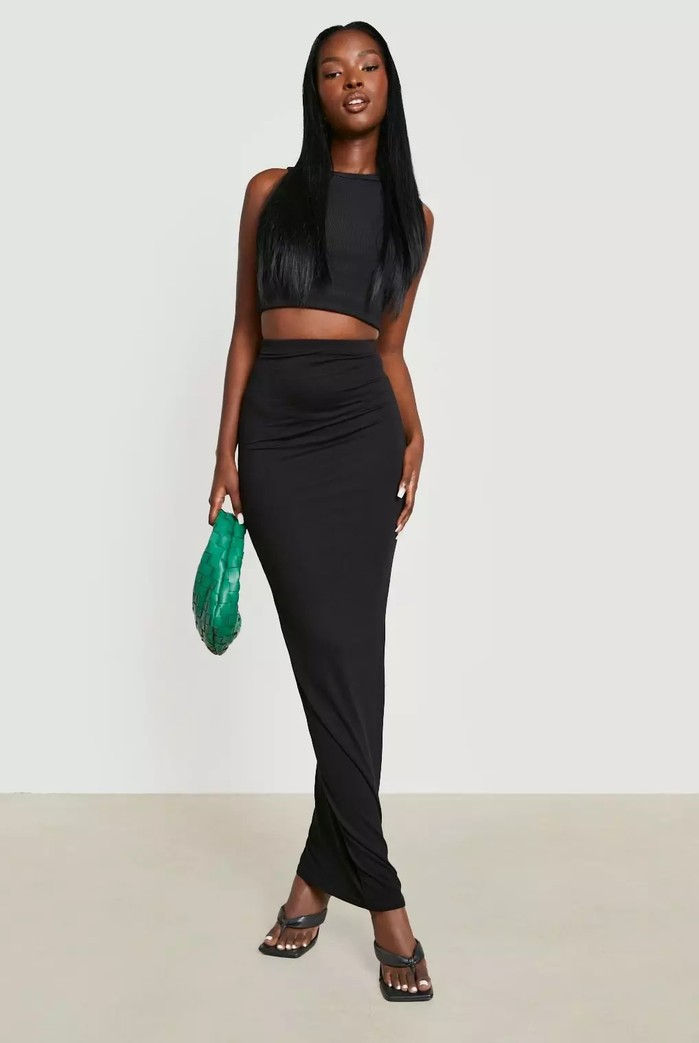 Black maxi skirt fitted sale