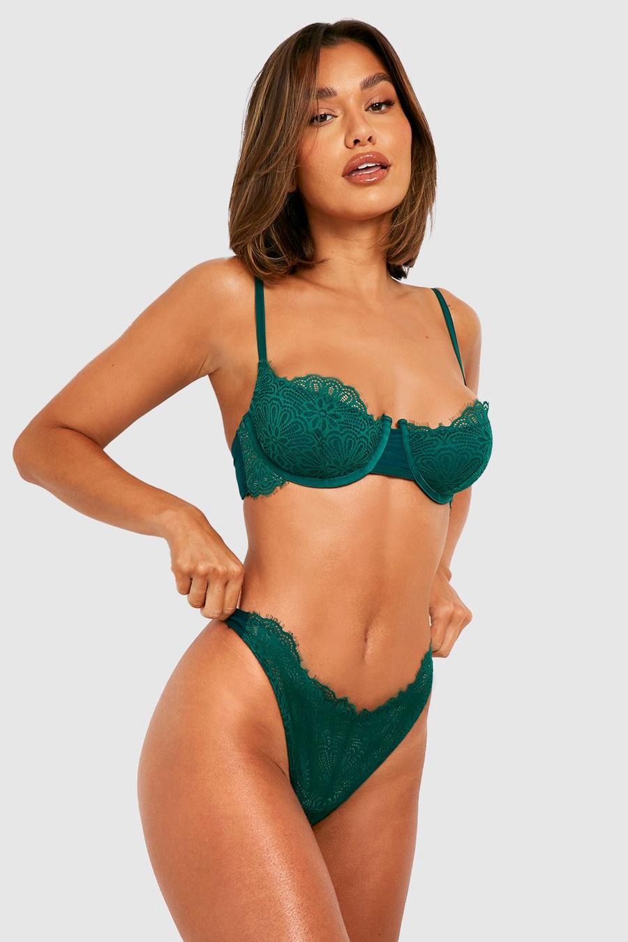 Emerald Fuller Bust Lace Detail Underwire Bra image number 1