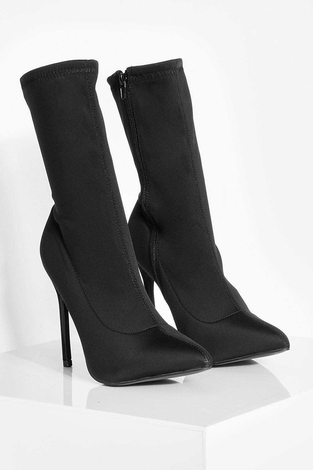 Black deals pointy boots