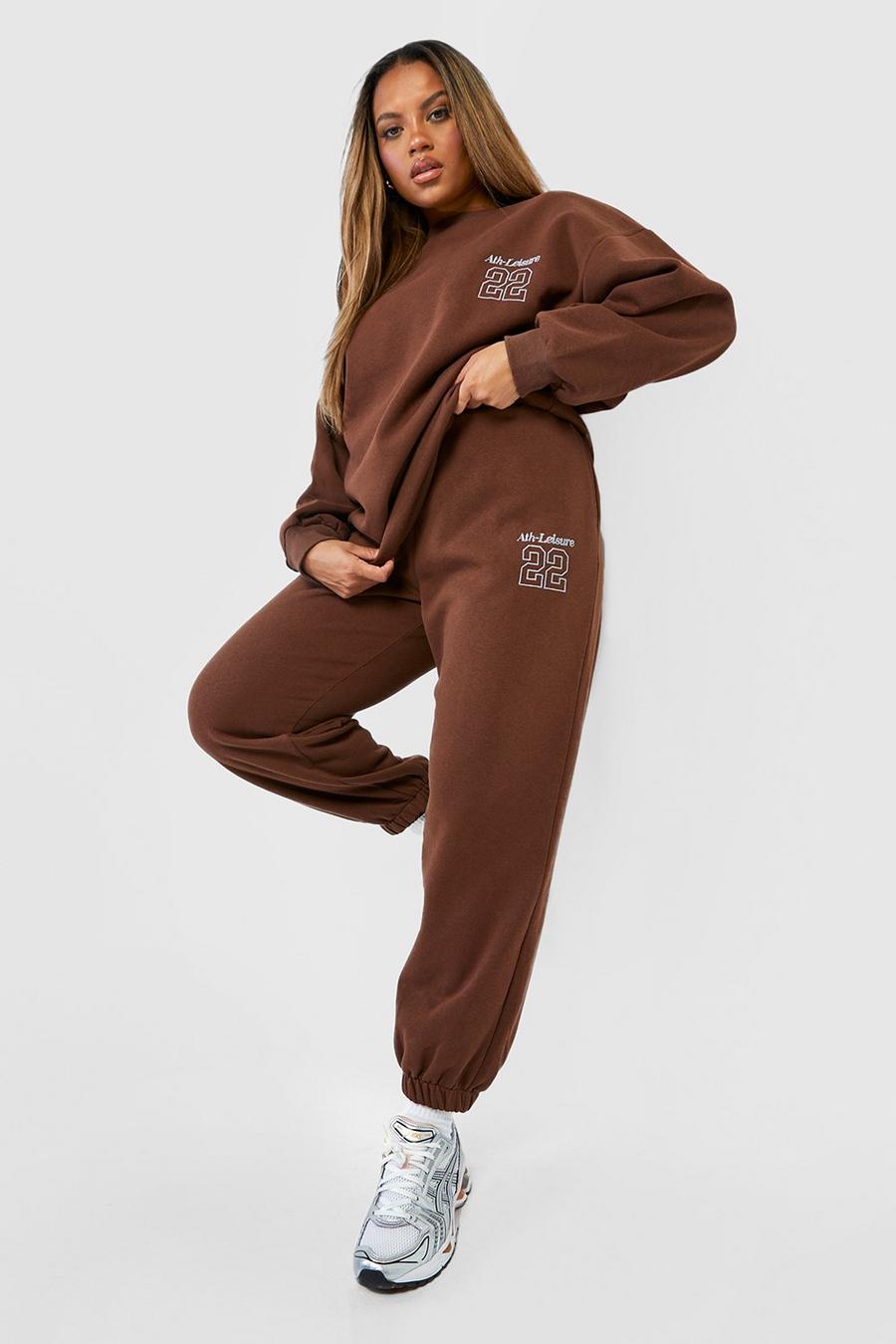 Grande taille - Jogging oversize universitaire, Chocolate image number 1
