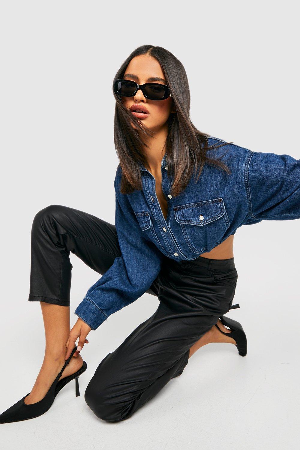 Mom jeans best sale black outfit