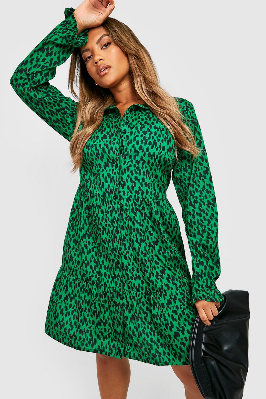 Green grön Plus Animal Smock Shirt Dress image number 1