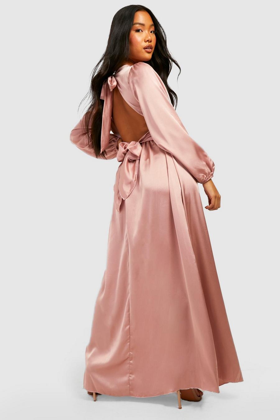 Blush rosa Petite - Långklänning i satin med knytdetalj image number 1