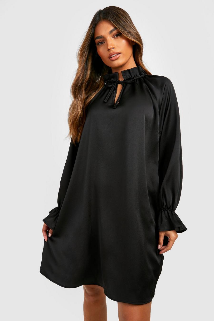 Hochgeschlossenes Rüschen-Kleid aus Satin, Black image number 1