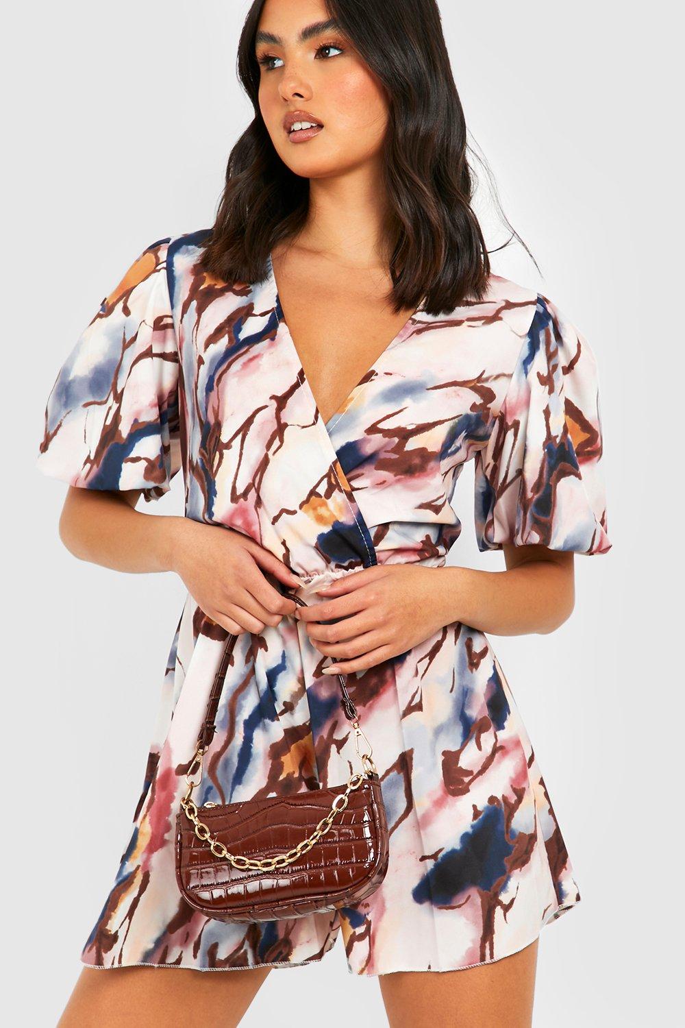 Woven Abstract Flare Sleeve Playsuit boohoo NO