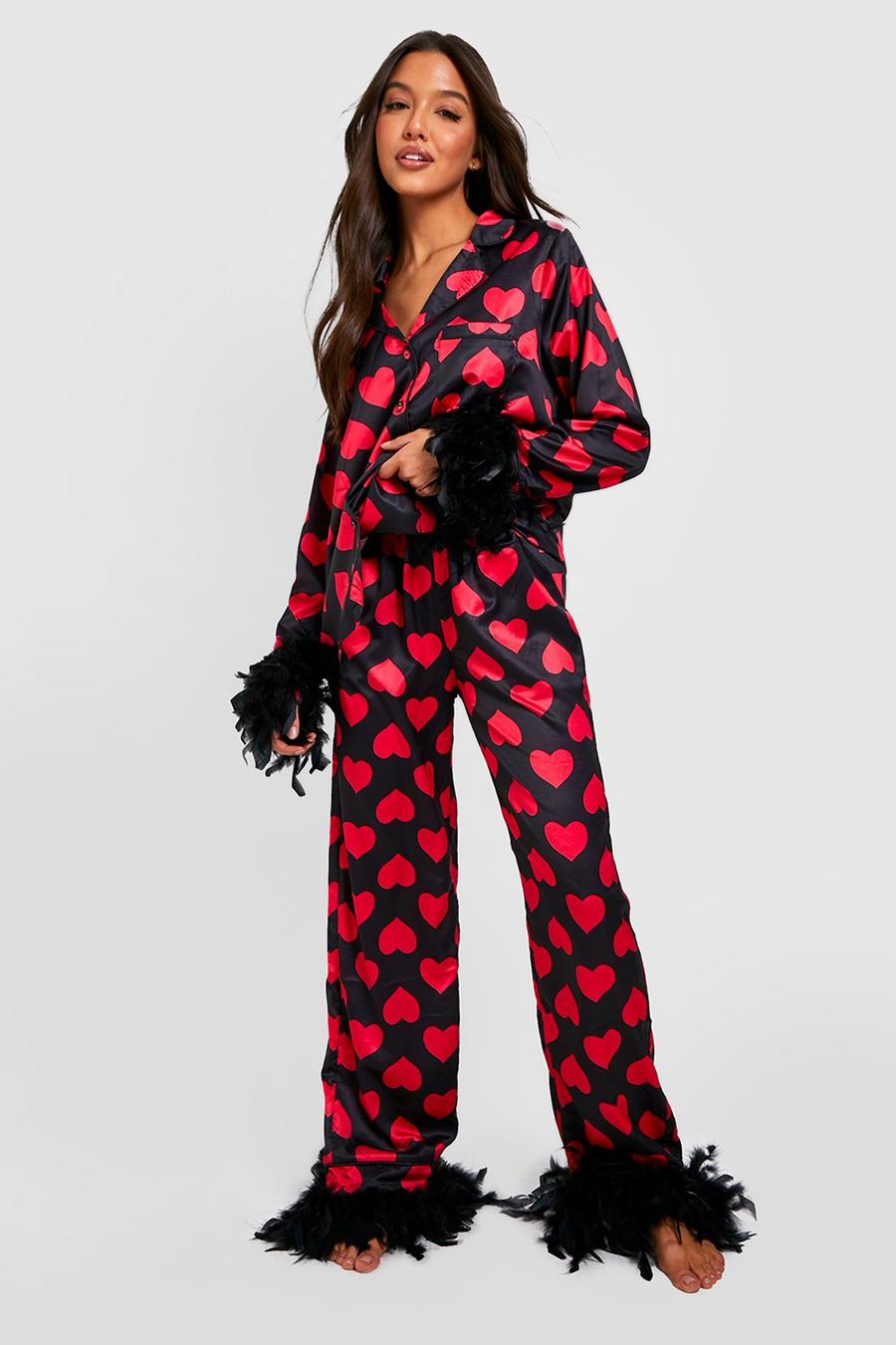 Pijama Premium de pantalón largo con corazones y plumas, Black negro image number 1