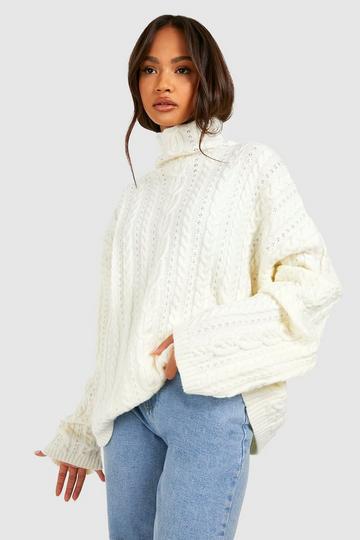 Chunky Cable Knitted Sweater ivory