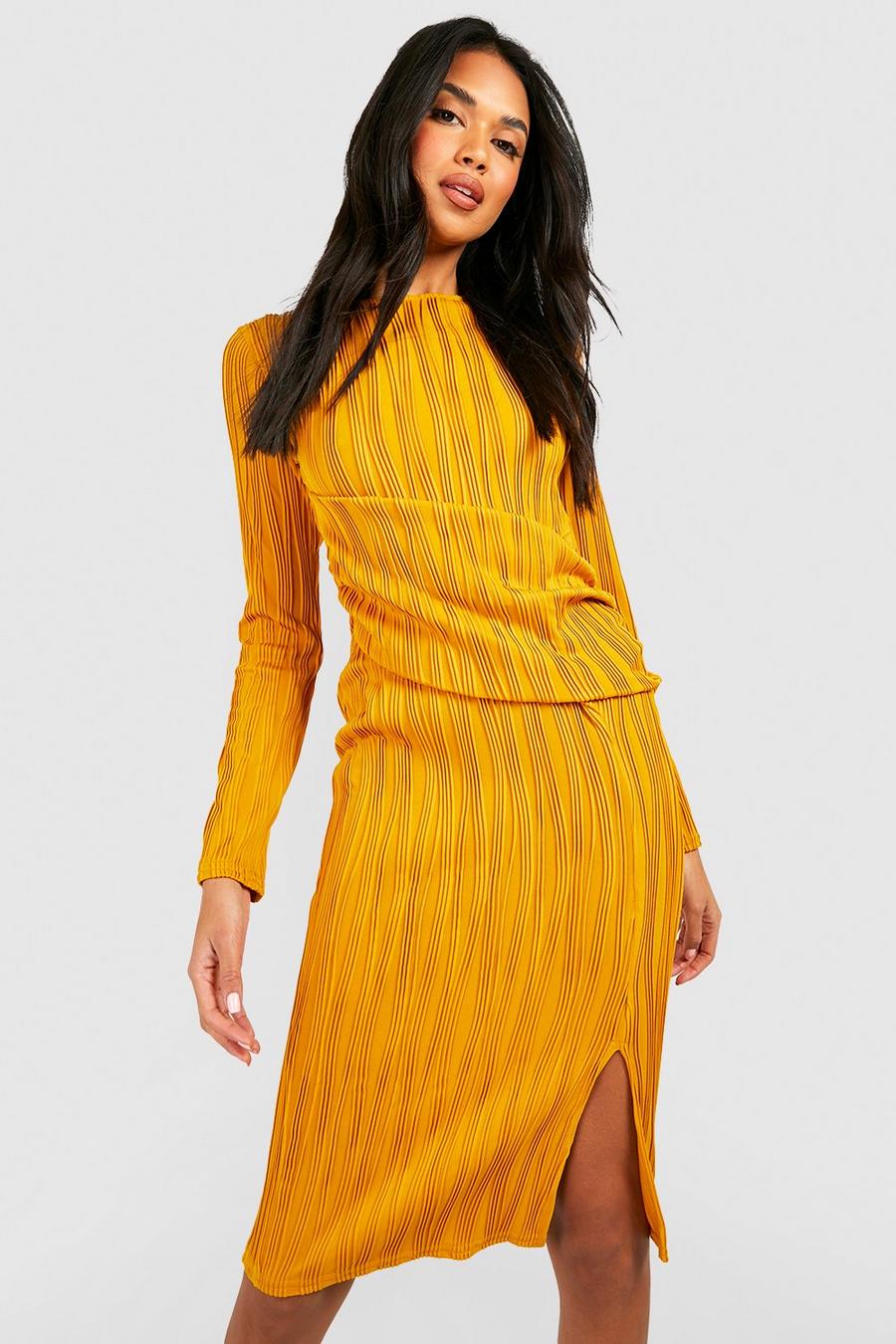 Mustard Crinkle Rib Twist Detail Midi Dress image number 1