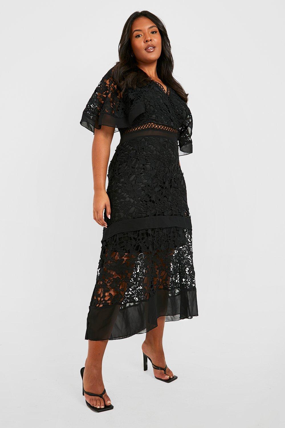 Women s Plus Premium V Neck Tiered Lace Dress Boohoo UK