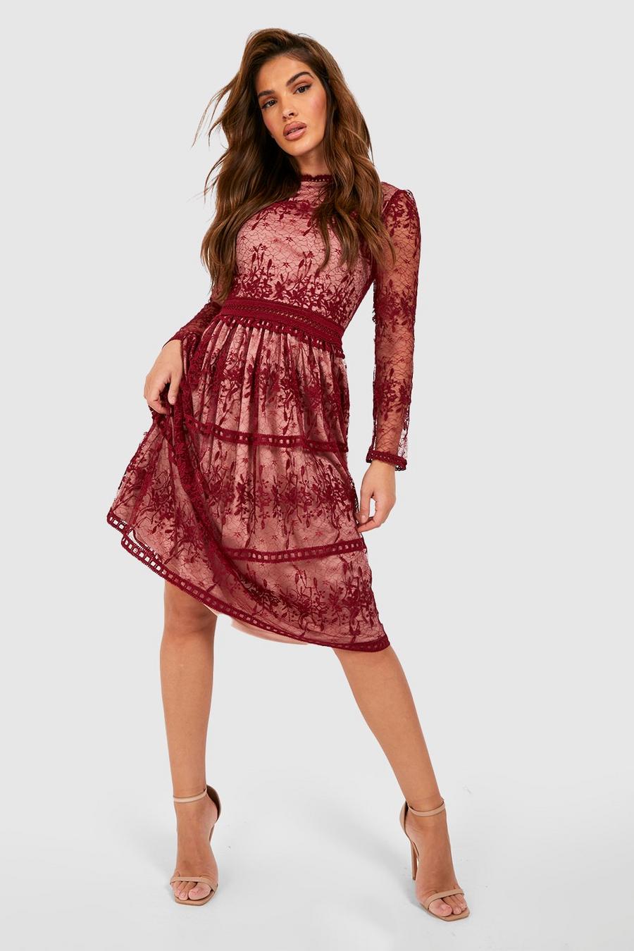 Berry rouge High Neck Lace Tiered Midi Dress