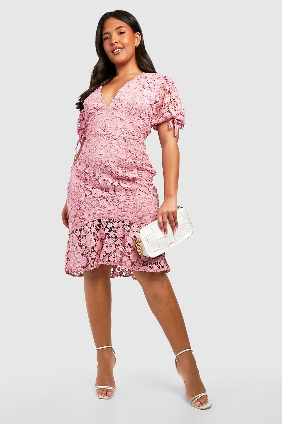 Blush pink Plus Lace Peplum Hem Detail Midi Dress image number 1