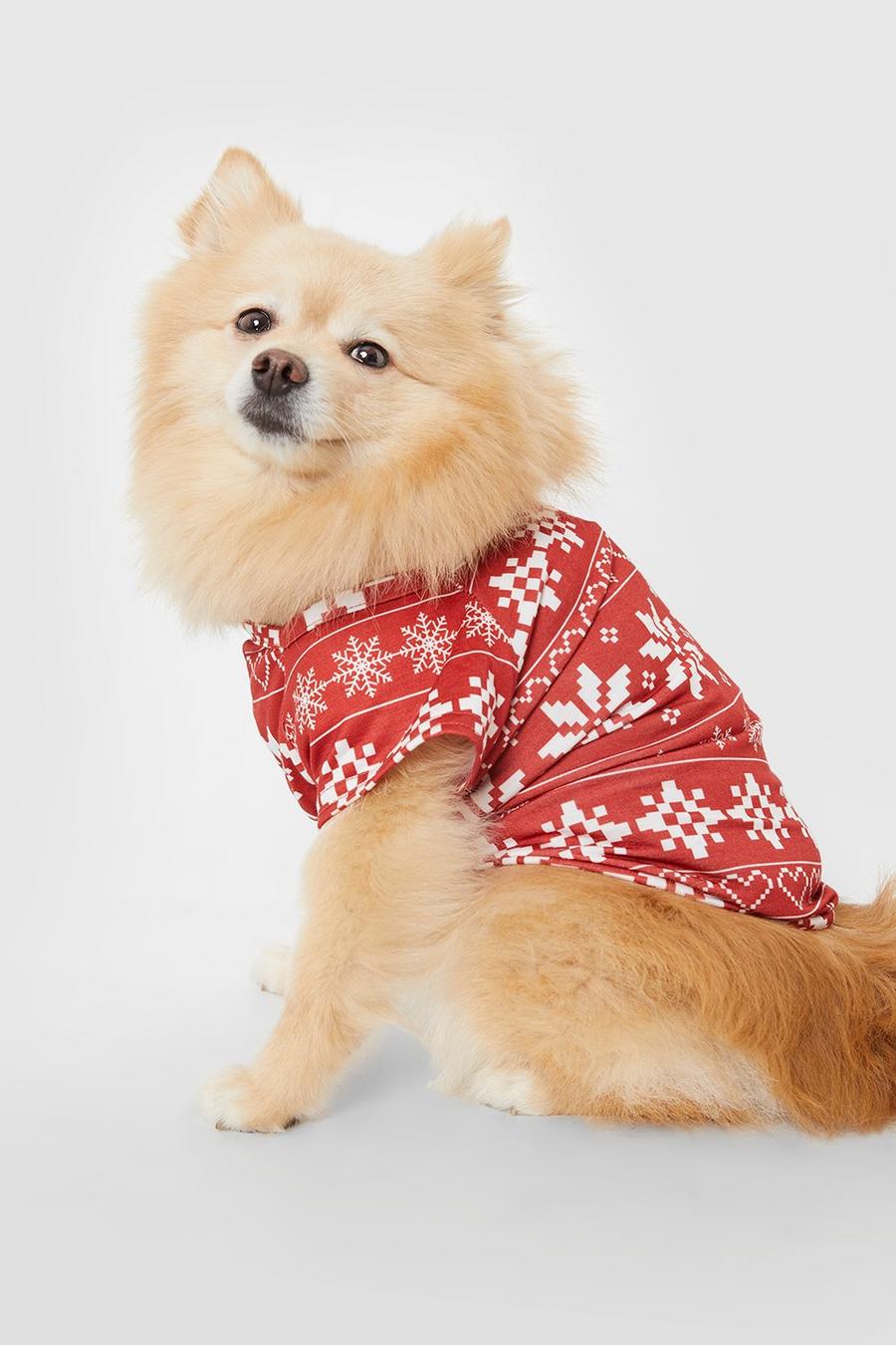 Red Jersey Gebreide Hartjes Print Kerst Honden T-Shirt image number 1