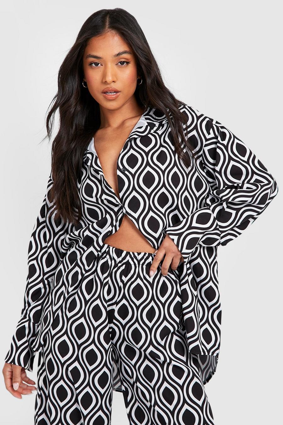 Black Petite Abstract Print Oversized Shirt image number 1