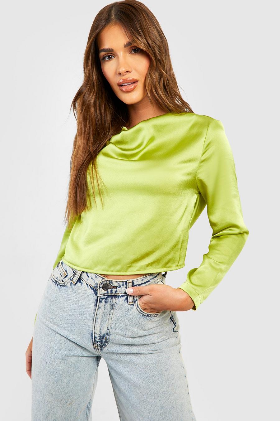 Chartreuse gul Satin Cowl Back Top