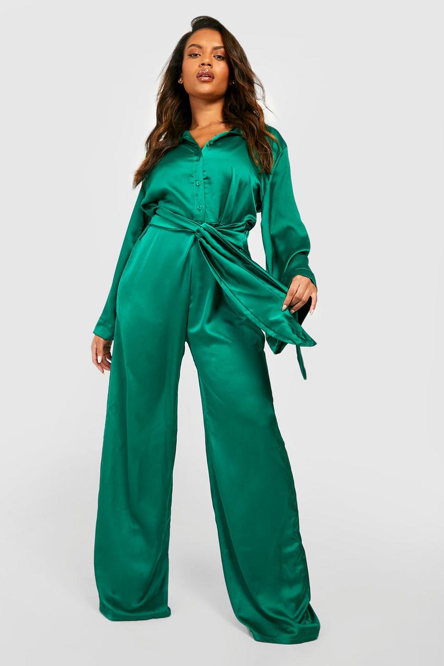Boohoo Plus Woven Puff Sleeve Belted Taper Jumpsuit in Black Womens Clothing Jumpsuits and rompers Full-length jumpsuits and rompers 