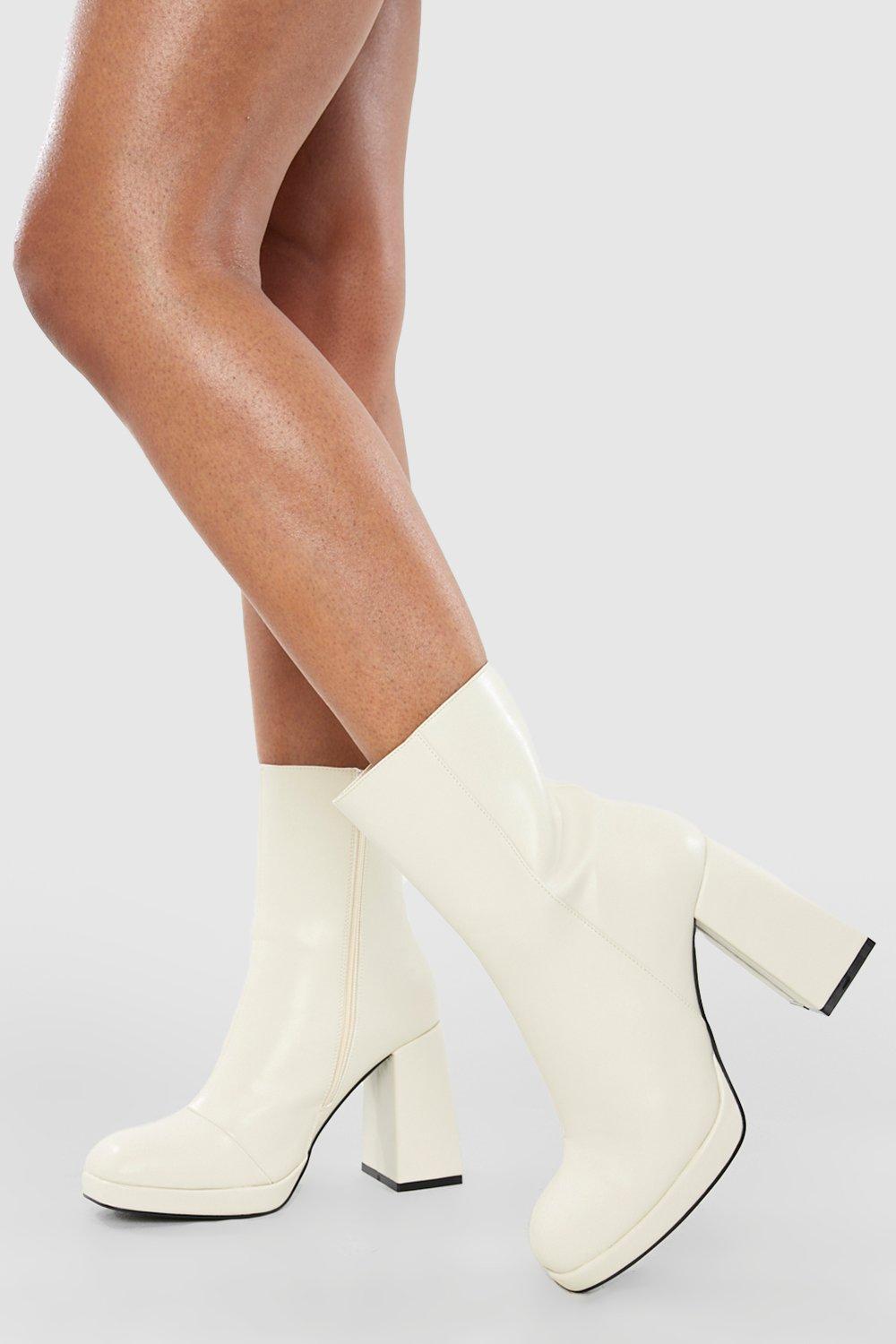 White hot sale boots boohoo