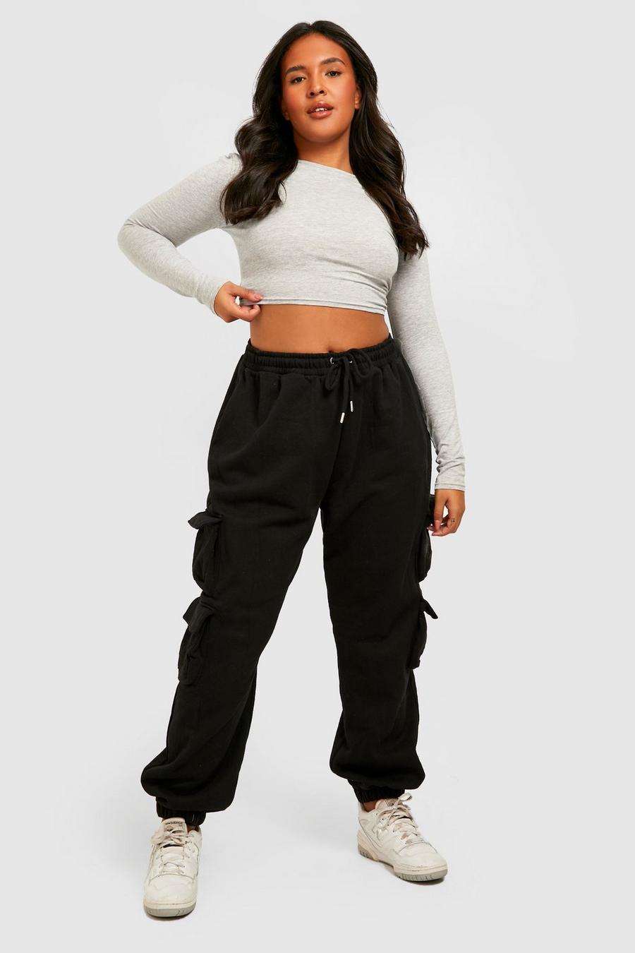 Plus Size Women's Black Solid Joggers With Pockets