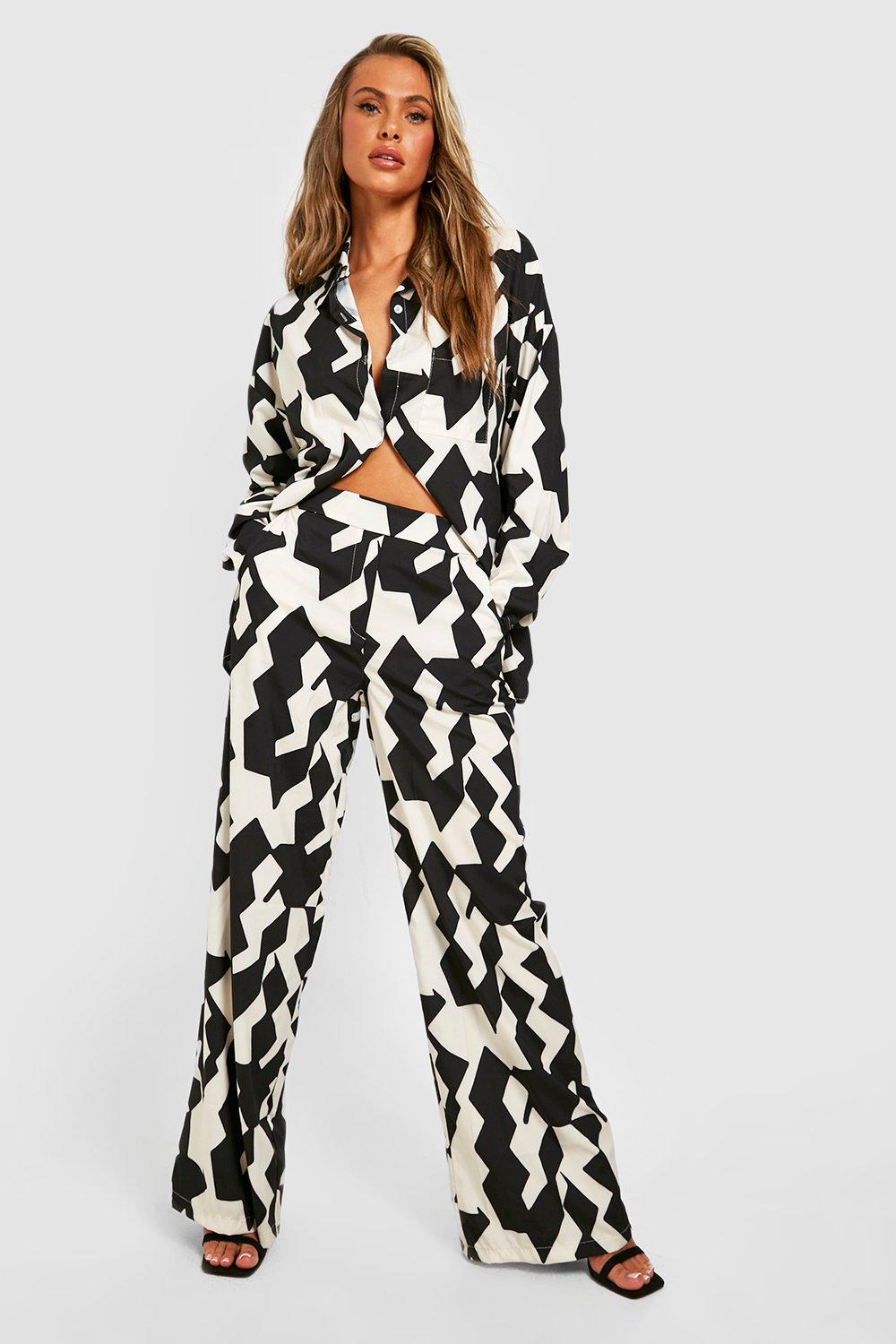 Black Abstract Print Relaxed Fit Wide Leg Trousers