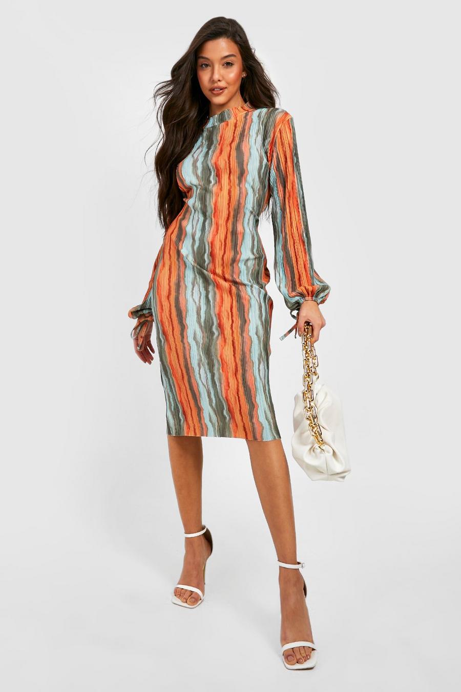 Printed Plisse Rouched Sleeve Midi Dress image number 1