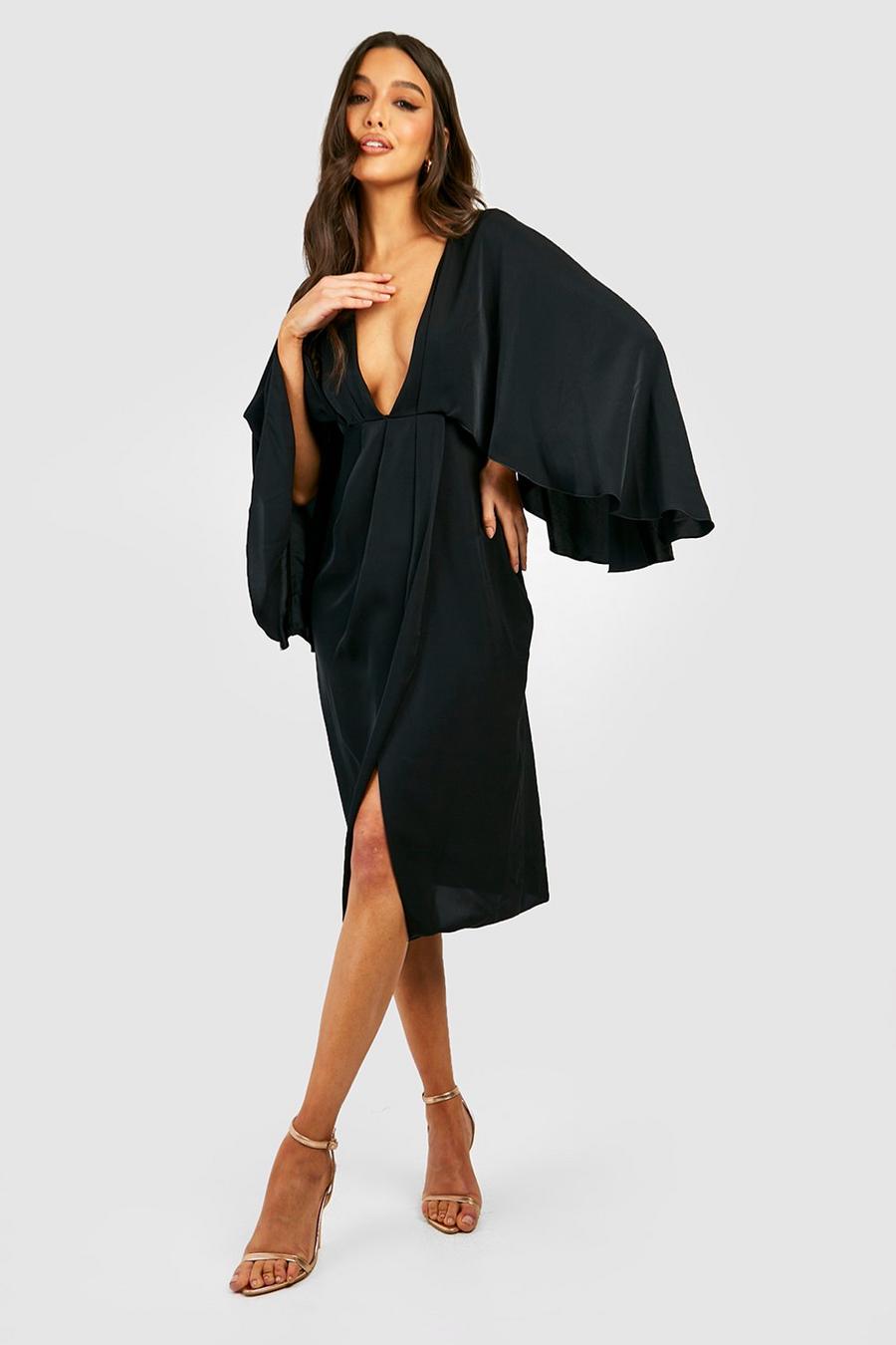 Black Midiklänning i satin med cape
