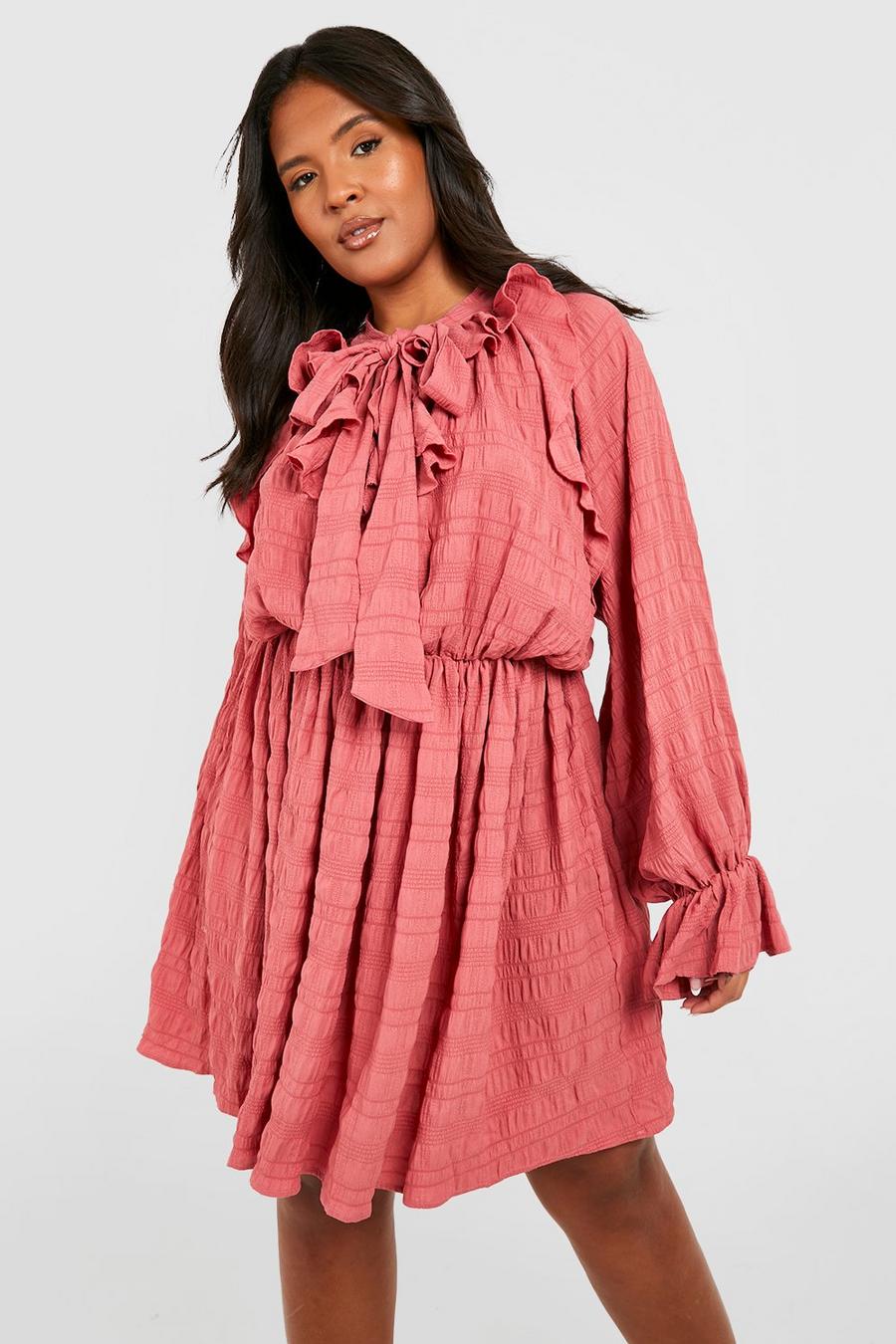 Rose Plus Woven Textured Pussybow Smock Dress image number 1
