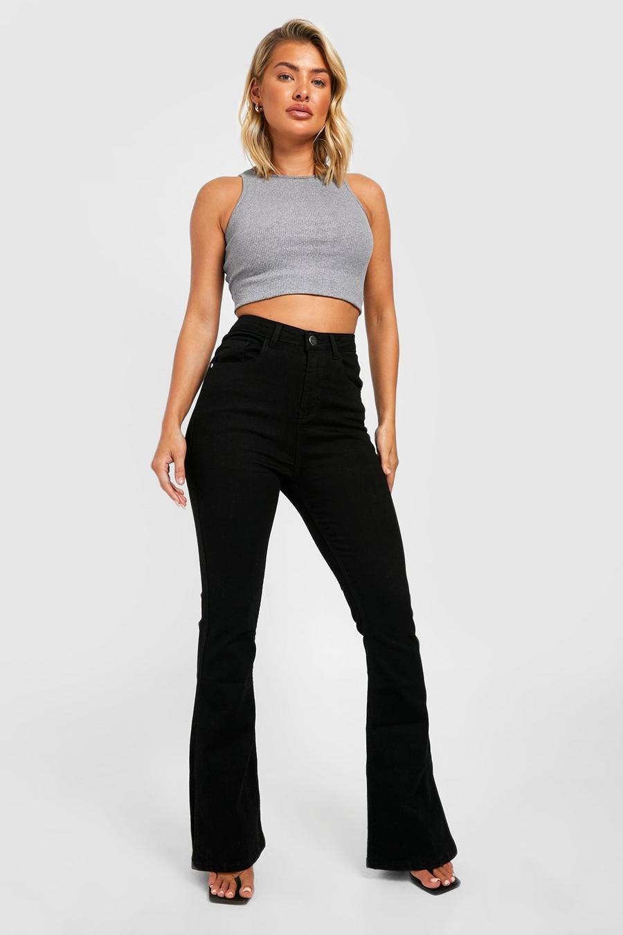 Black Högmidjade utsvängda jeans i skinny fit med shapingeffekt image number 1